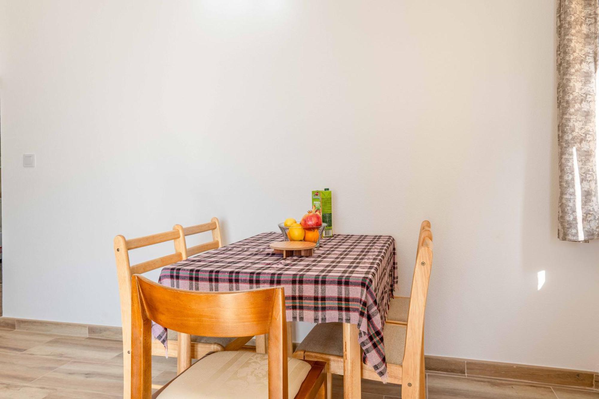 Apartmani Sonja I Branko Sutomore Exterior foto